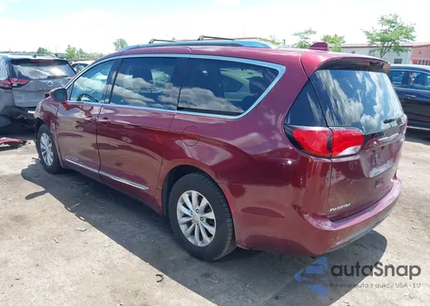 2019 Chrysler Pacifica Touring L from USA, damaged, VIN 2C4RC1BG7KR613255